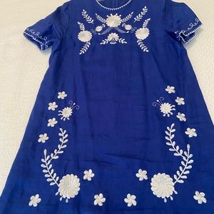 Zara embroidered tunic dress in size Medium